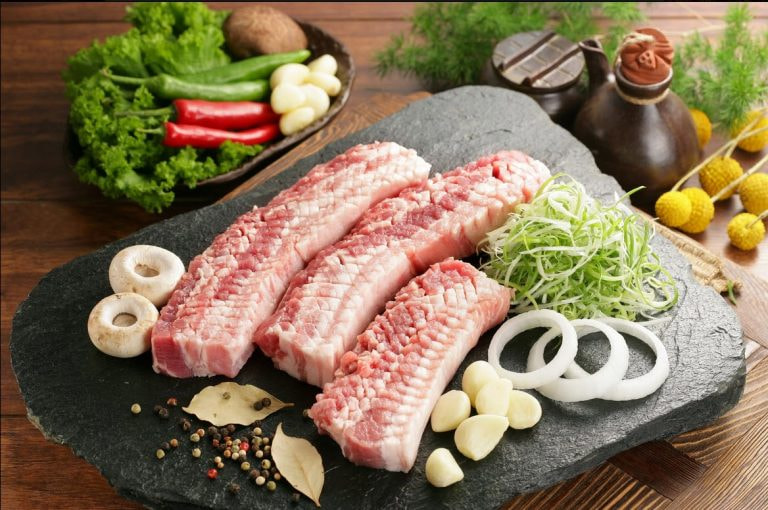 Tuyển dụng 2 lau2