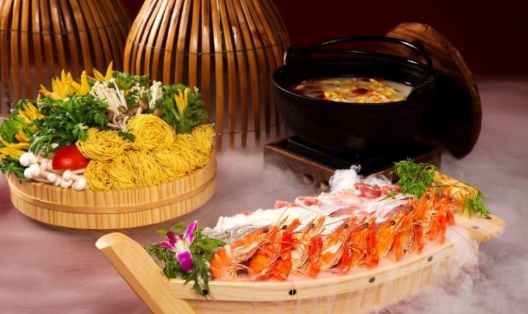 Cùng tìm hiểu cách chọn món ăn trong tiệc cưới sao cho phù hợp nhé