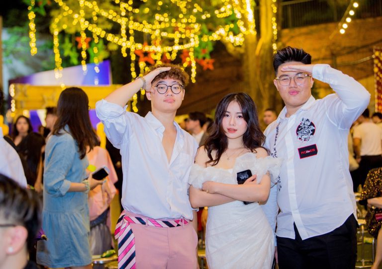cách tổ chức tiệc chia tay lớp