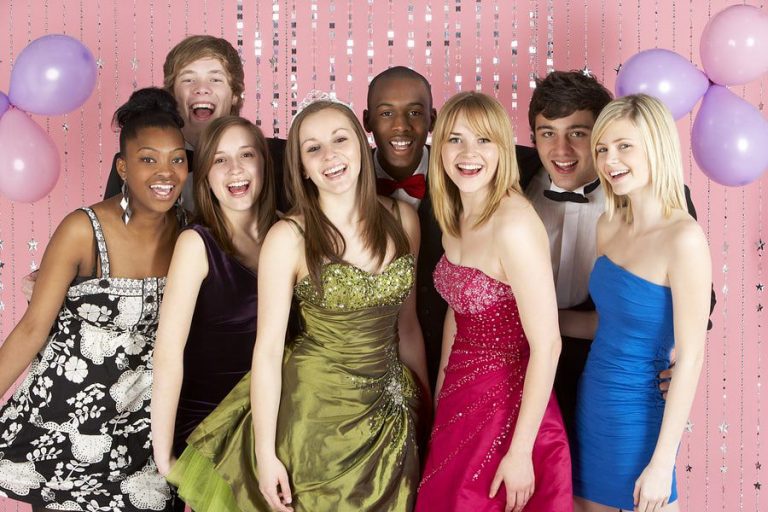 cách tổ chức tiệc Prom