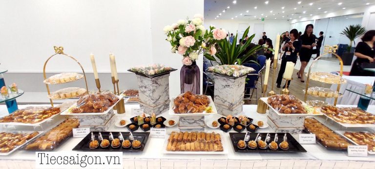 cach trang tri tiec buffet