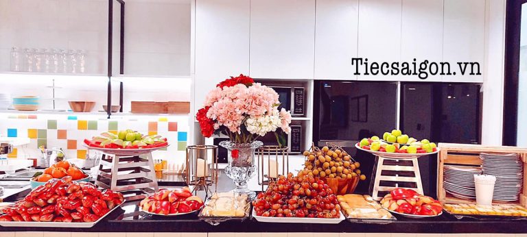 dat tiec buffet o huyen nha be