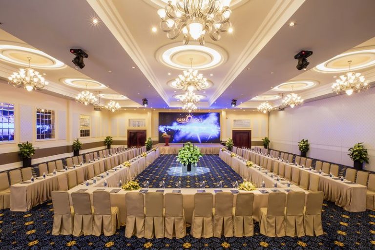 mẫu hợp đồng đặt tiệc hội nghị